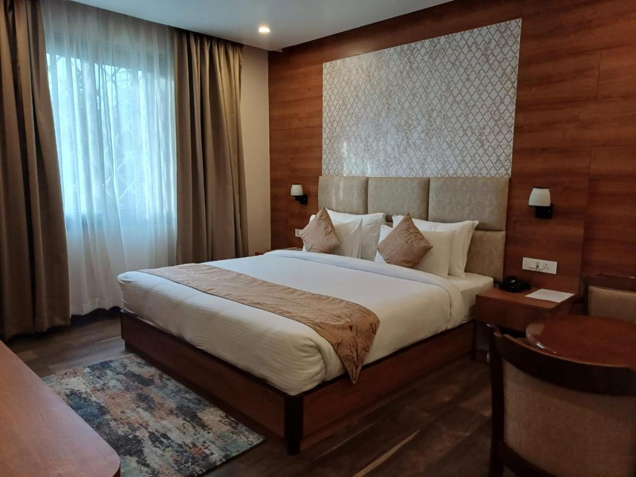 Hotel Heiga Vns Shillong Dış mekan fotoğraf